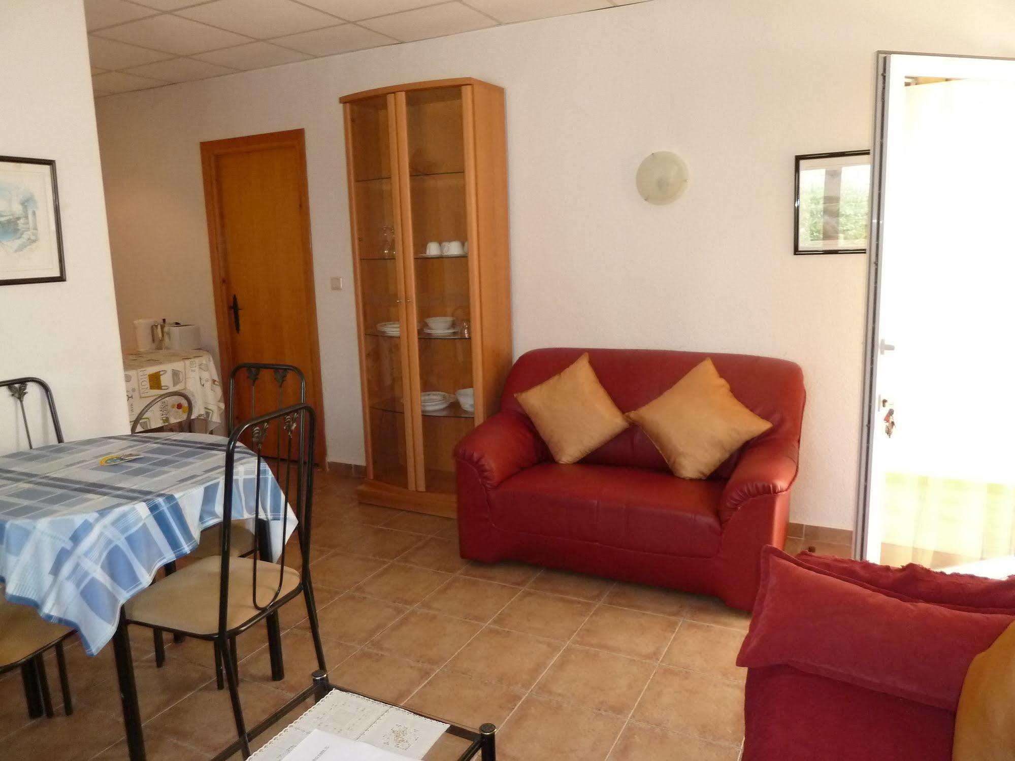 Carrio Sol - Monty's Appartement 4*